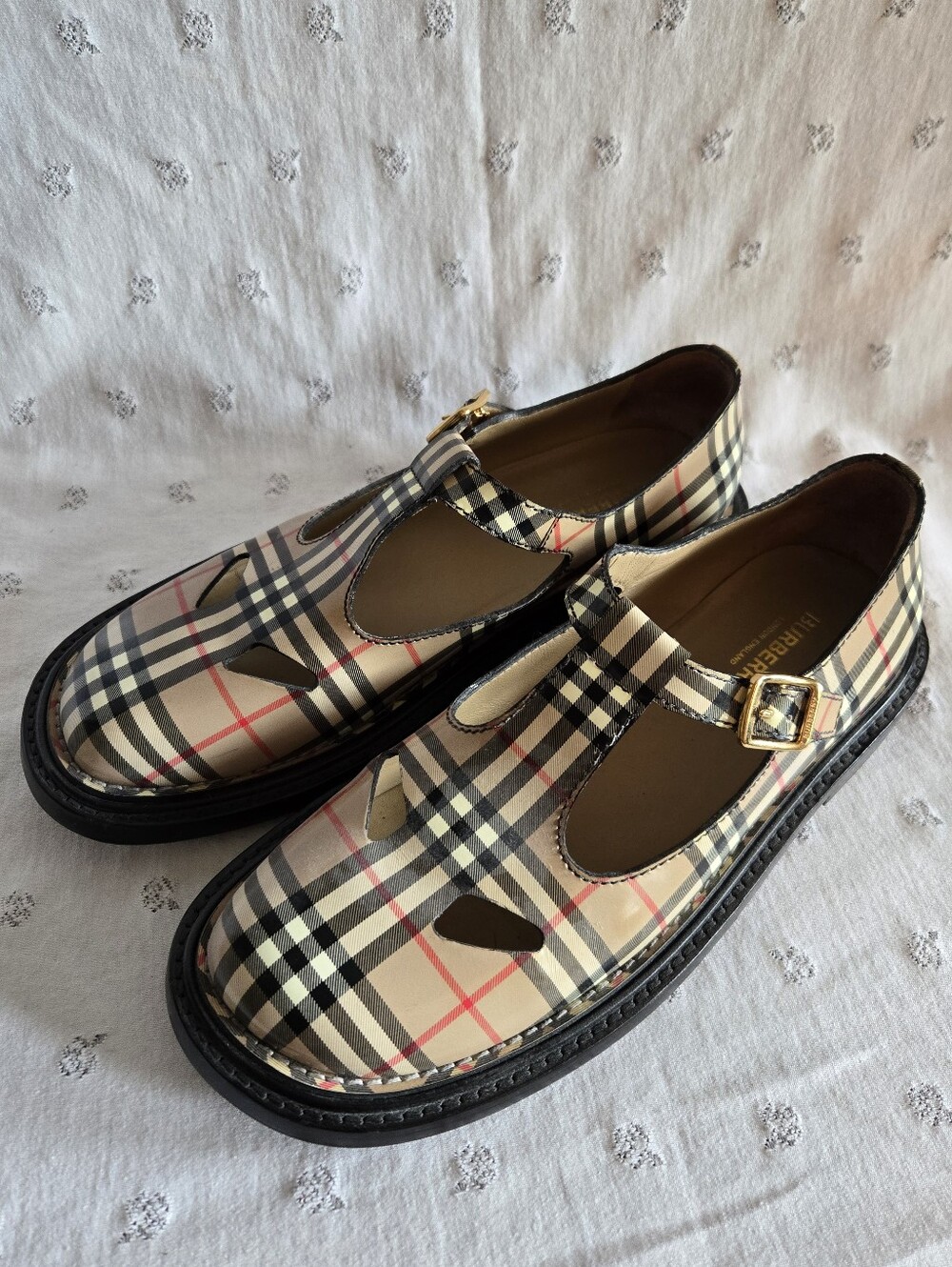 Burberry Nova Check Plaid Mary Janes - Beige Black Red Size 40